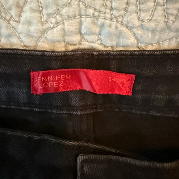 Jennifer Lopez Black Jean Shorts High-Waisted Denim - Picture 3 of 4